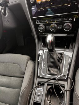 Volkswagen Golf 7 2.0 TDI 110kW DSG Facelift - 9