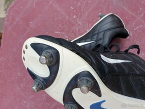 Prodám kopačky Nike- Tempo Pro - 9