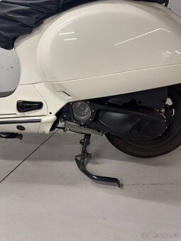 Vespa GTS Super 300 HPE – Designová bestie s duší závodníka - 9