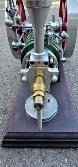 krásný velký plamenožrout vakuový motor model motoru plameno - 9