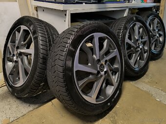 ALU kola Toyota Yaris 4x100 R16 Originál,zimní pneu6mm+TPMS - 9