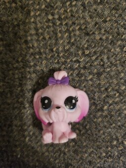 Littlest pet shop - 9