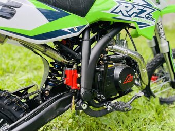 Pitbike Leramotors Jaguar 125ccm, kola 17/14, zelená - 9