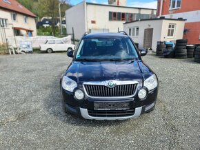 ŠKODA YETI 2.0 TDi 4x4 103-KW KLIMA XENON 2012 SERV. 155TKM - 9