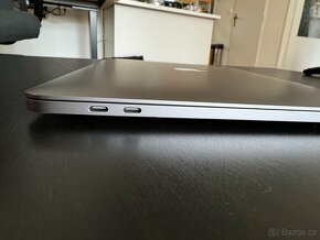 MacBook Pro 13” i7, 16GB RAM, 2TB SSD - 9