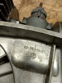 Motor jawa 250/353 kývačka - 9