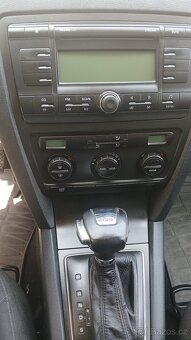 Škoda Octavia II 1.9 Tdi 77kw rv 2007 Automat - 9