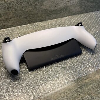 PlayStation Portal Remote Player - 9