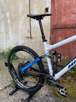 Prodám enduro kolo Nicolai Saturn 16 - velikost M - 9