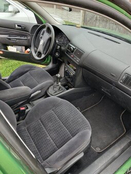 VW Golf IV - 9