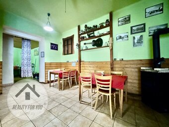 Prodej investičního domu v centru Semil - 9