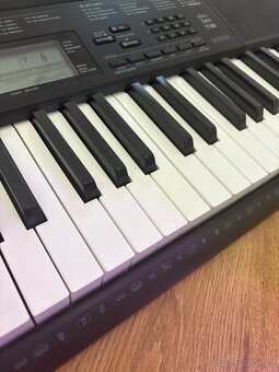 Piano Casio CTK-2300 - 9