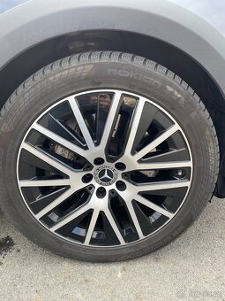 Mercedes-Benz Třídy E, 400d 4Matic All-Terrain Avantgarde - 9