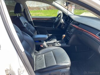 Škoda Superb Combi 2.0 TDI 125kW 4x4, r.v. 2011 - 9