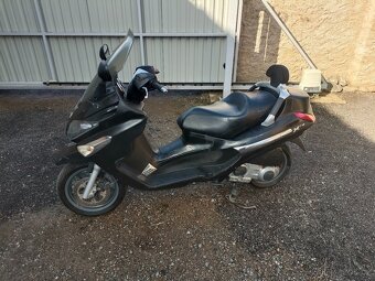 Piaggio xevo 125 cz doklady v ceně. - 9