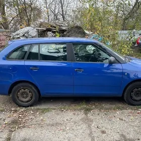 Škoda Fabia 2009 1.2 benzín 51kw combi - 9