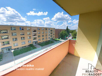 Pronájem bytu 1+1 34 m2 ,lodžie - 9