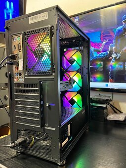 Herní ryzen 5 16GB DDR4, m.2 SSD,HDD, RX 470 4GB Win 11 - 9