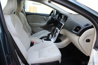 Volvo V40 1.6D2 114PS Kinetic - 9