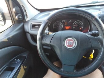 FIAT DOBLO 1,6 JTDi NAFTA 77 KW RV 2010  S TAŽNÝM - 9