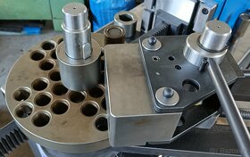 Ohýbačka trubek a profilů univerzální ZT 42-28 - 9