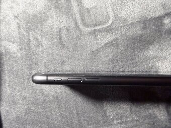 IPhone 11 černý 64 gb - 9
