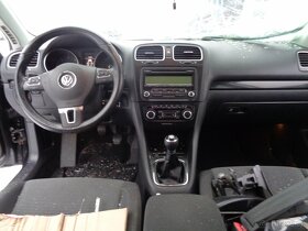 Volkswagen golf 6 kombi 1,6tdi, Rozprodám na náhradní díly - 9