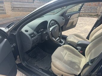 Ford Mondeo Combi 2,0 TDCi 96kW Klima - 9