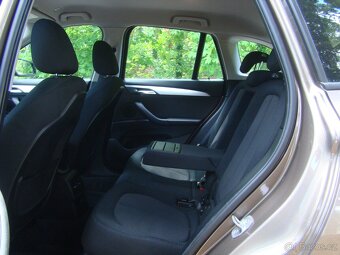 BMW X1 18i AUTOMAT FULL LED 60900 km - 9