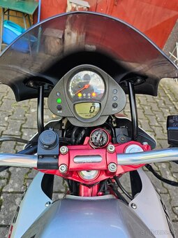 Kawasaki ER6n ABS, najeto pouze 19 tis. km, perfektni stav - 9