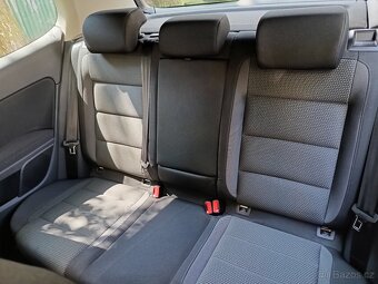 VW GOLF 6 1.6i benzin 75kw najeto 105000km TOP STAV - 9