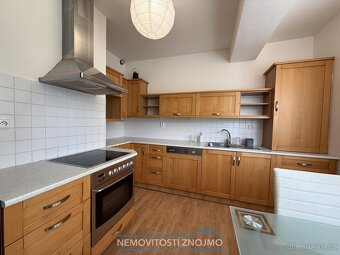 Pronájem bytu 2+kk, klimatizace, parkovací místo, ul. Pražsk - 9