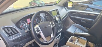 Prodám Chrysler Town Country - 9