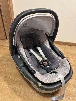 Autosedačka Maxi-Cosi Coral 360 Essential Graphite - 9
