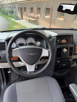 Chrysler Grand Voyager 2,8 CRD - 9