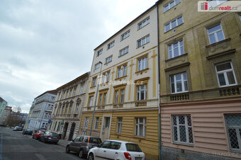Prodej 2kk 47m2 P8 Libeň Braunerova po rekonstrukci - 9