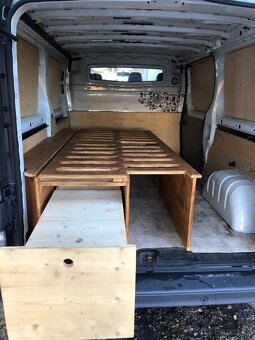 Renault Trafic long 2.0 - 84 kW Transporter - 9