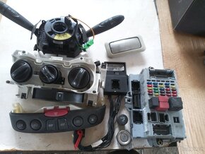 FIAT PUNTO II, SEICENTO - SPORT 1,2 rok 2000 - 2005 - 9