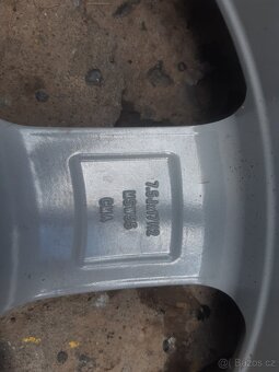 Alu kola 17" rozteč 5x112 VW, Audi , Škoda + zimni pneumati - 9