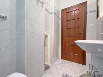 Prodej bytu 2+kk 38 m², via Saline, Montesilvano, Itálie - 9