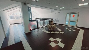 Pronájem nebytového prostoru 87 m2, Ringhofferovo nám., Kame - 9