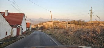 Pozemek v obci Michalovice - 9