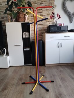 Dětský kovový stojan - 9