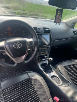 Toyota Avensis - 9
