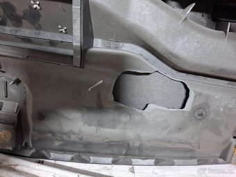 Přední panel interiéru vozu VW Phaeton - 9