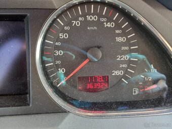 Audi A6 2.4 V6 klima, tažné, automat - 9