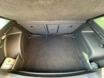 Škoda Rapid Spaceback Style Plus,1.majitel,nehav.,61 tis.km, - 9