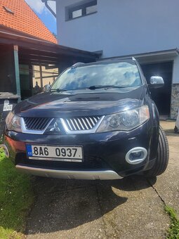 Mitsubishi Outlander 2.0 tdi 4x4 - 9