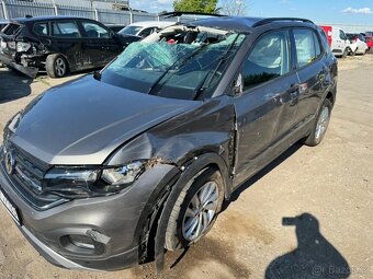 Vw T-Cross Life 1.0TSi 70 kw 2019 motor star bez dokladu na - 9