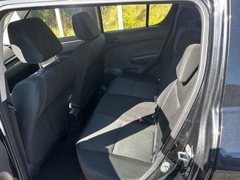 Suzuki Swift 1.3 benzín, 2012, 90 000 km - 9